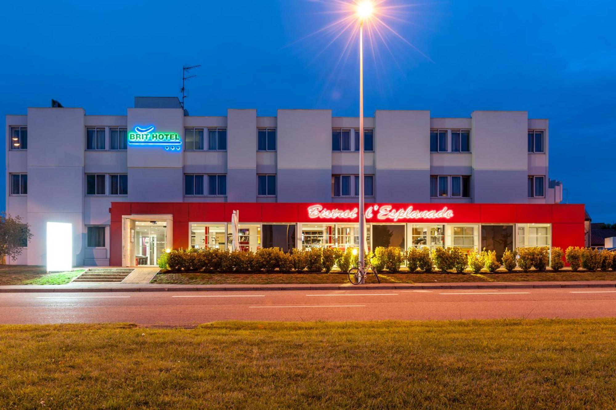 Brit Hotel Toulouse Colomiers - L'Esplanade Esterno foto