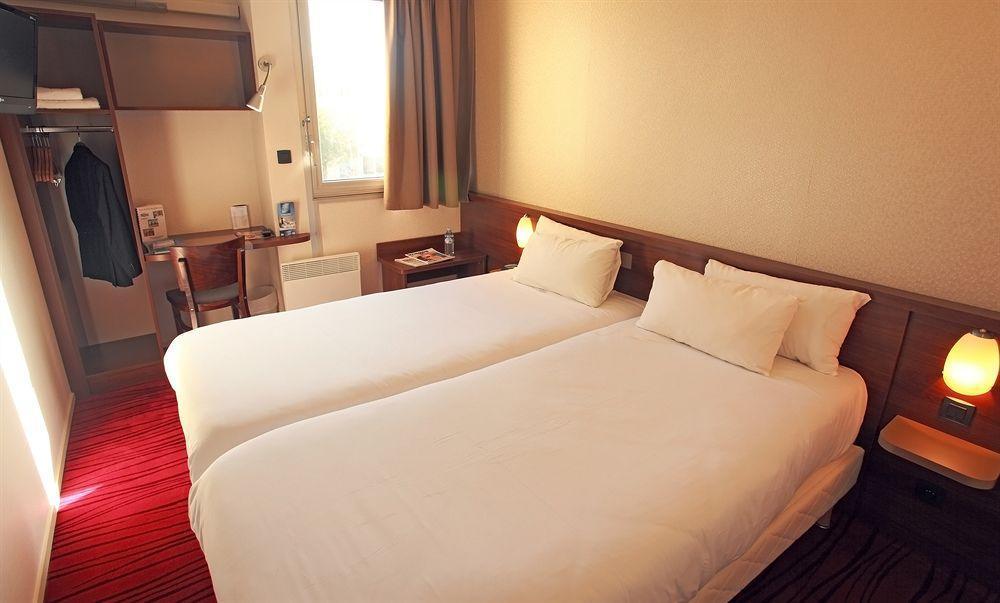 Brit Hotel Toulouse Colomiers - L'Esplanade Camera foto
