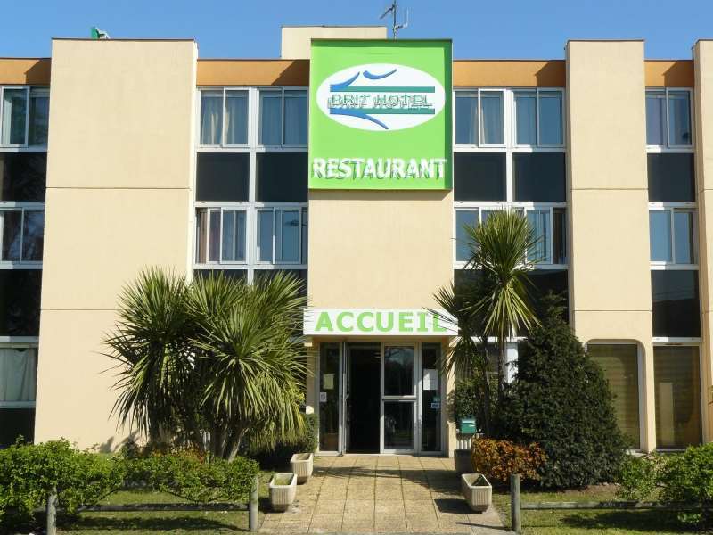 Brit Hotel Toulouse Colomiers - L'Esplanade Esterno foto