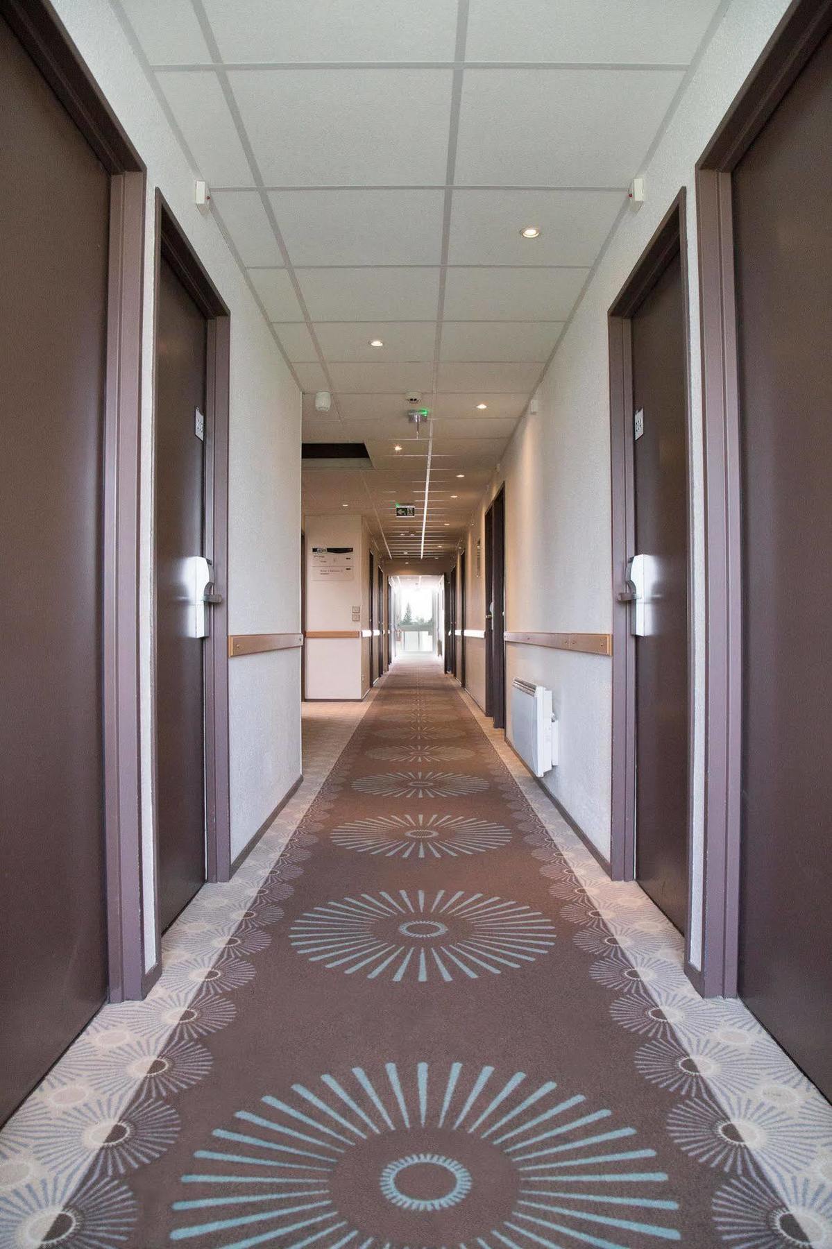 Brit Hotel Toulouse Colomiers - L'Esplanade Esterno foto